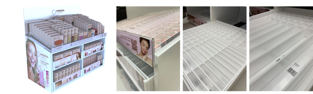 Premium Photo  Transparent showcase from plexiglass support for goods